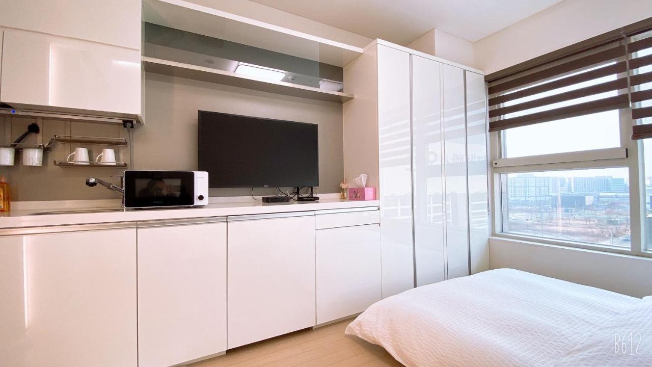 Shine Hotel Incheon Airport Екстер'єр фото
