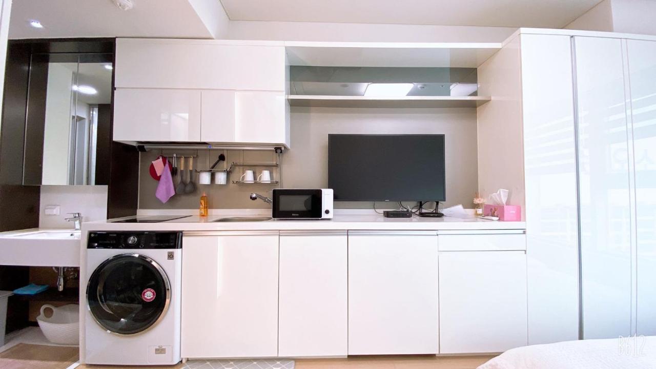 Shine Hotel Incheon Airport Екстер'єр фото