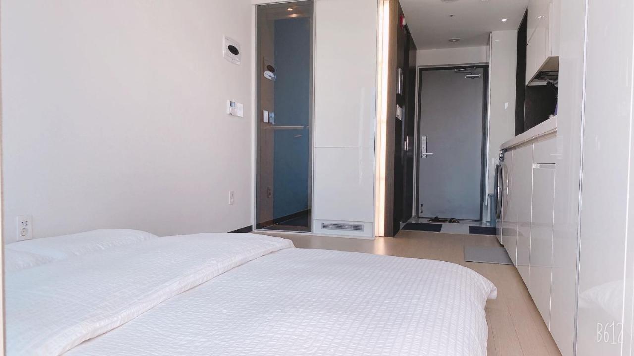 Shine Hotel Incheon Airport Екстер'єр фото