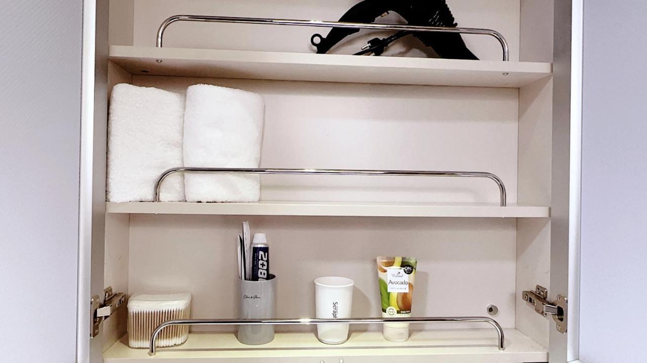 Shine Hotel Incheon Airport Екстер'єр фото